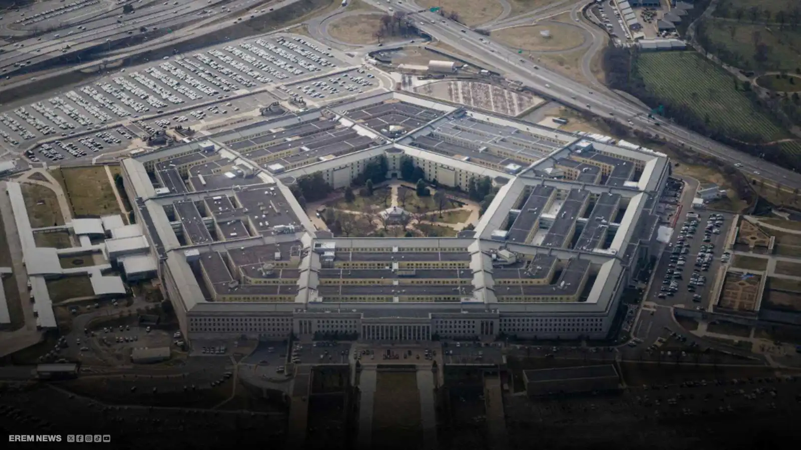 "البيتزا" تسبق البيانات.. ماذا يعني ارتفاع الطلب قرب البنتاغون؟