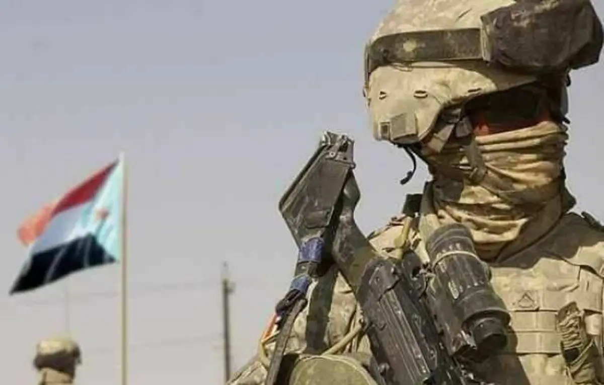 تضامن جنوبي واسع مع "النخبة الشبوانية" إثر اشتباكات عنيفة للقبض على مرتبط بتنظيم القاعدة