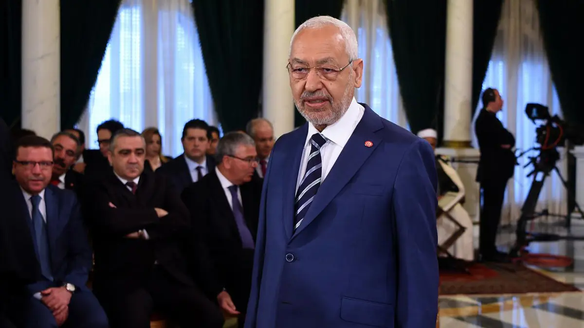 تونس... مشاورات "موازية" لتشكيل الحكومة الجديدة تربك حركة النهضة