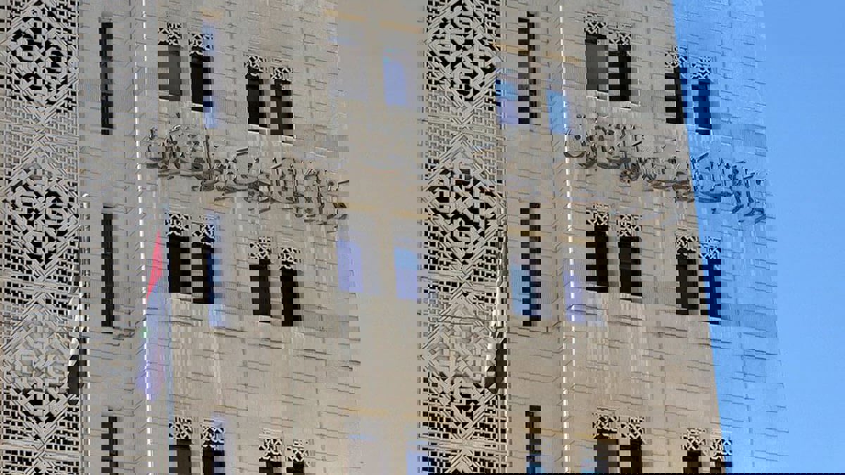 دمشق تشكك في أن الصين "مصدر كورونا" وترفض تسييس الأبحاث