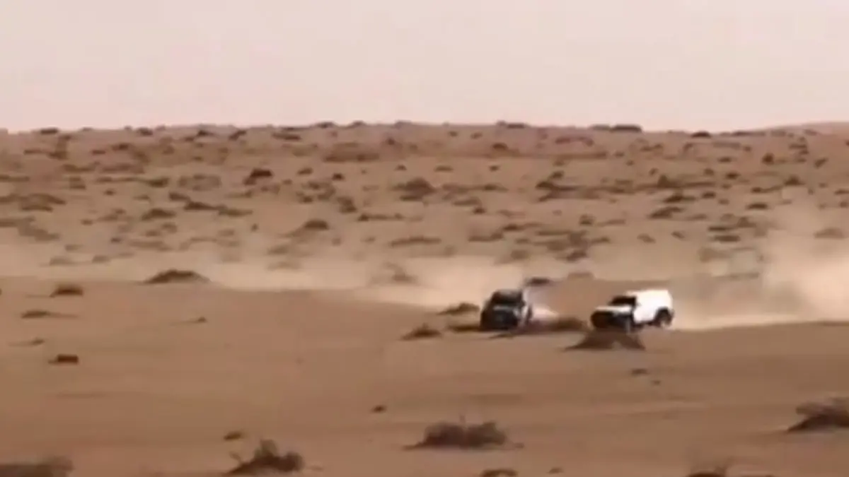السعودية.. حادث غريب في "رالي حائل" يُثير سخرية المتابعين 