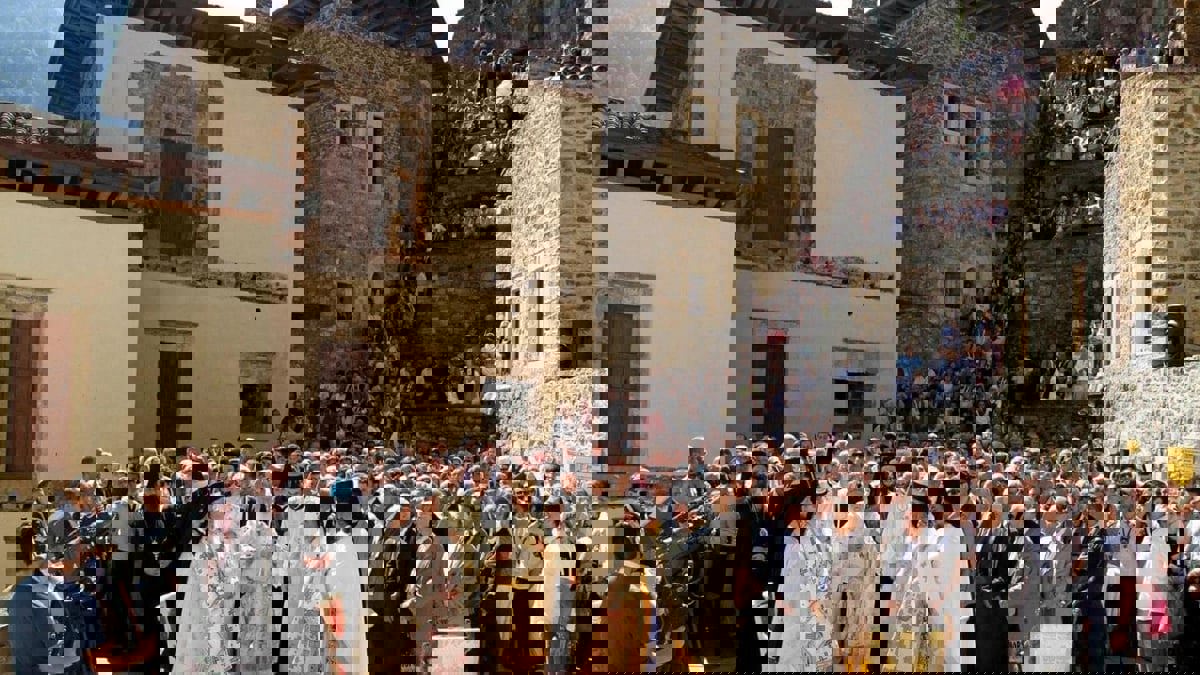 رقصة ديسكو تثير احتجاجا يونانيًا لدى تركيا