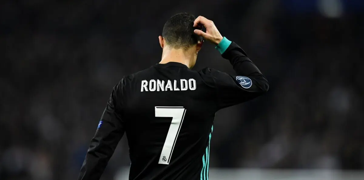 كريستيانو رونالدو يحرم ريال مدريد من هدف مؤكد بغرابة شديدة (فيديو)