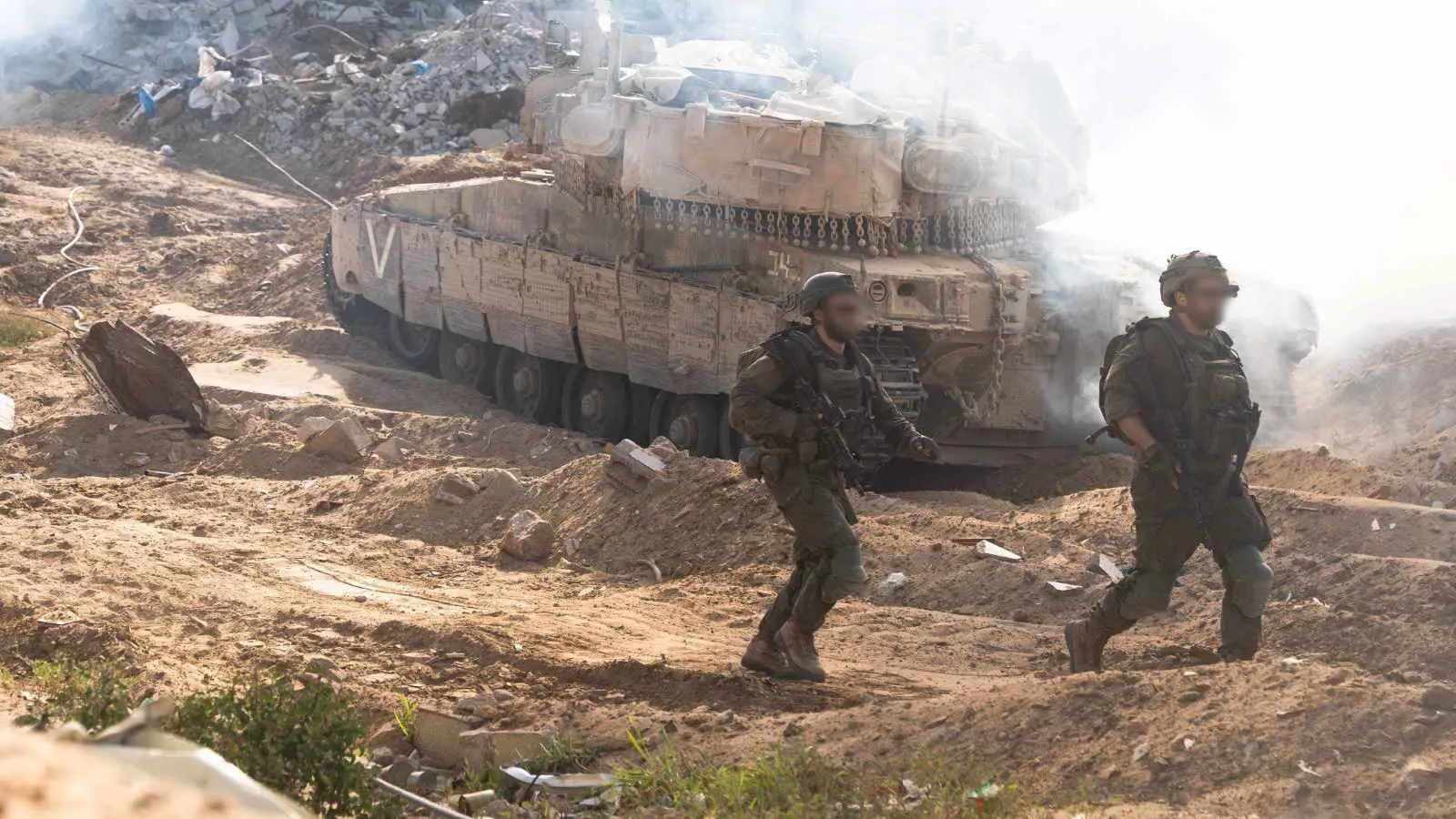 رغم التحذيرات الأمريكية.. هل تكرر إسرائيل سيناريو 1982 في لبنان؟