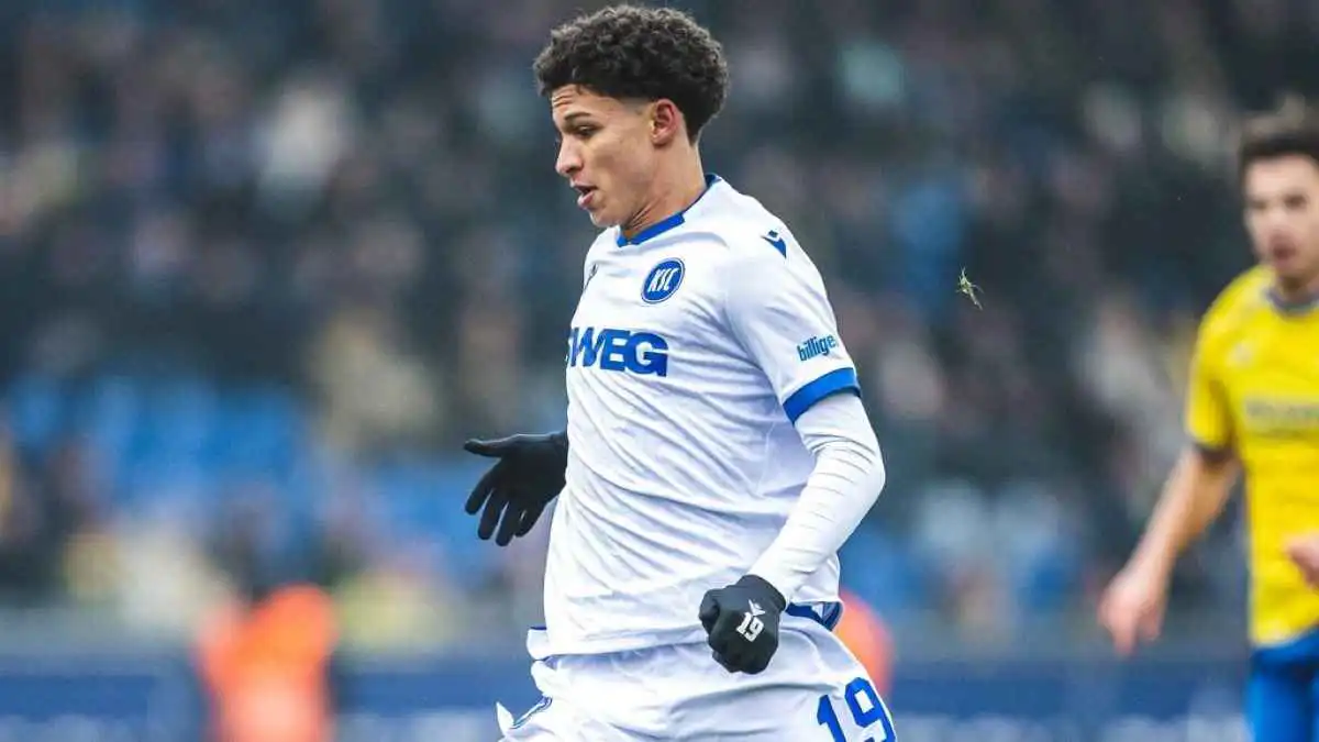 هدف بايرن ميونخ.. لؤي بن فرحات مفاجأة صبري اللموشي في قائمة منتخب تونس