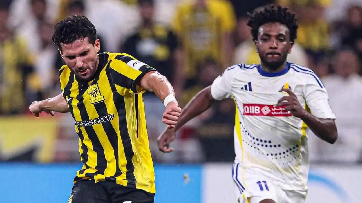 حسام عوار في مباراة الاتحاد والغرافة بدوري أبطال آسيا للنخبة