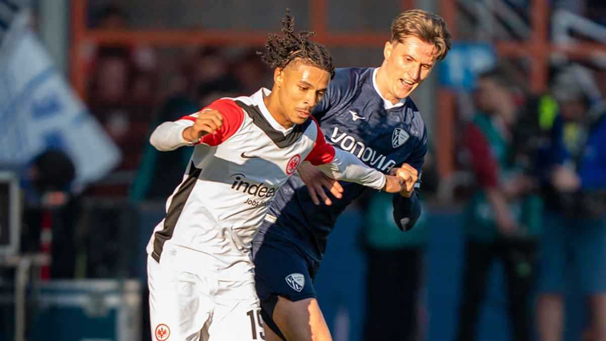 الهلال السعودي ينقض على موهبة فرانكفورت 