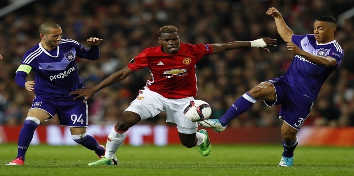 مانشستر يونايتد يستعيد خدمات بول بوغبا