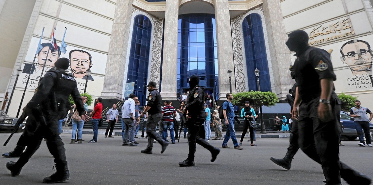 صحفيون مصريون يبدأون اعتصامًا رفضًا لاتفاقية تيران وصنافير