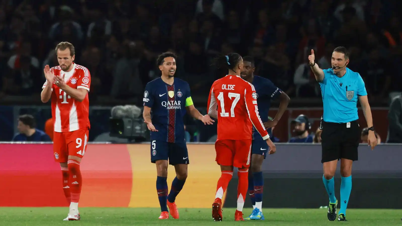 ضربة جزاء غير صحيحة.. تقييم ضعيف لحكم مباراة سان جيرمان وبايرن ميونخ