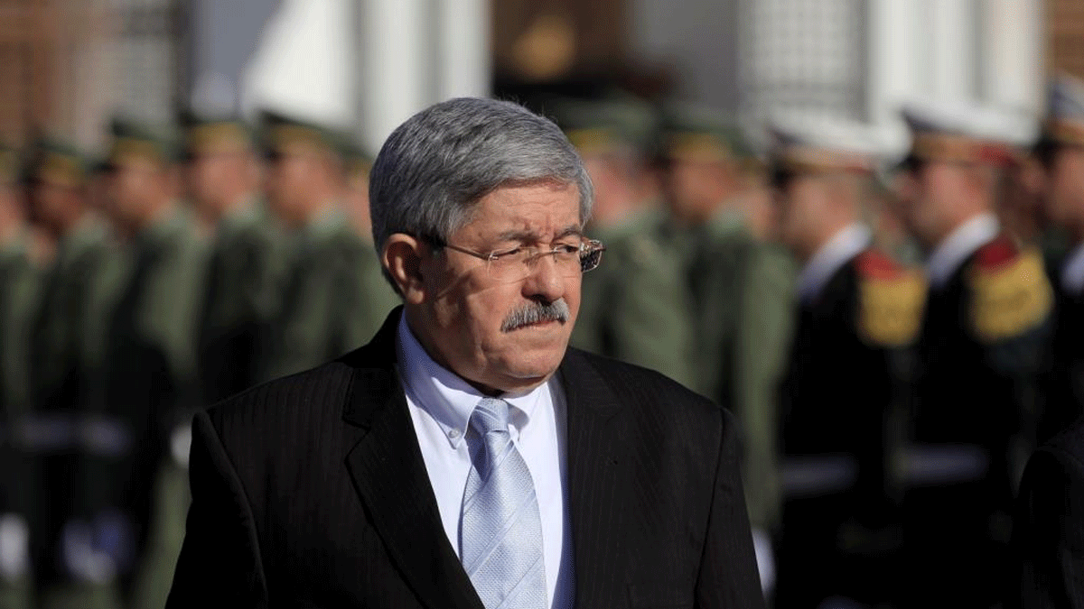 بسبب دعمه لبوتفليقة.. حركة تمرد للإطاحة بـ"أويحيى" من حزب "التجمع  الديمقراطي"