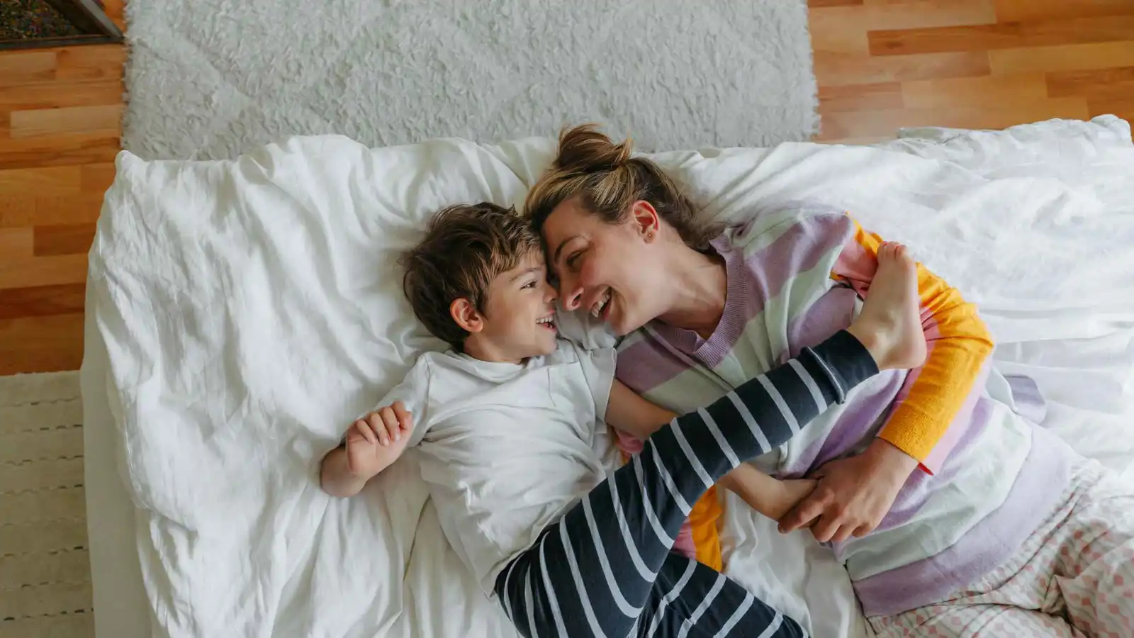 كيف تدعم خلايا الأم جهاز طفلها المناعي مدى الحياة؟