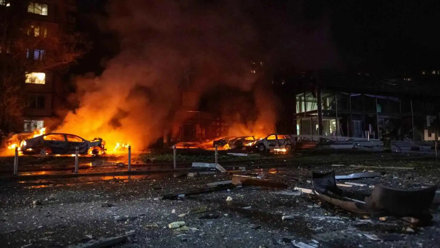 ضخمة ومتواصلة.. منطقة كراسنودار الروسية تتعرض لهجمات أوكرانية