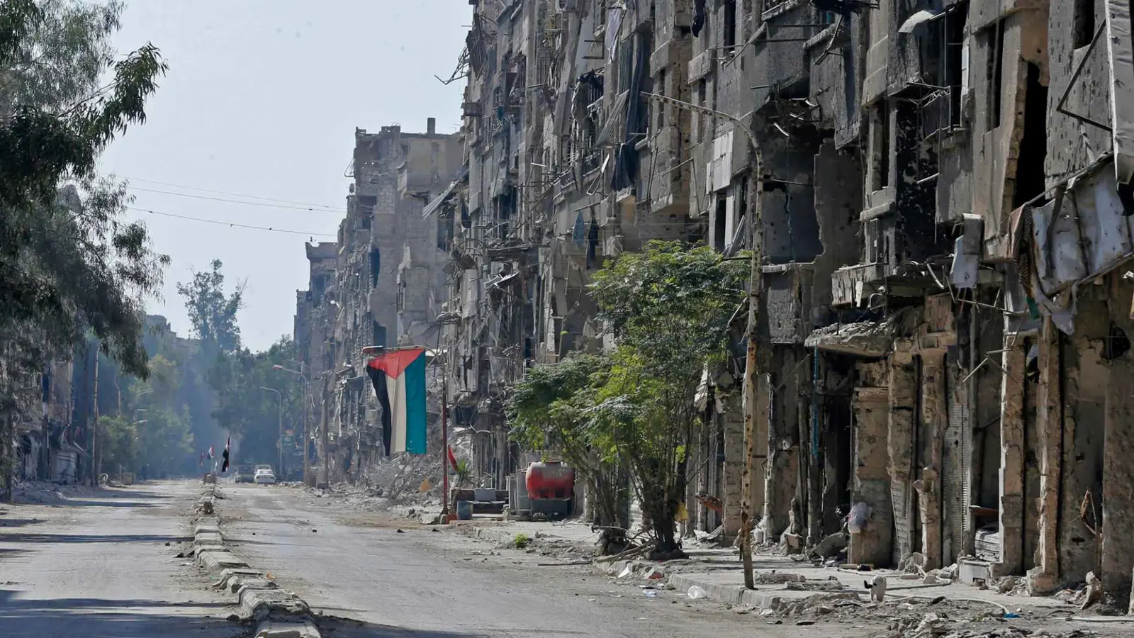 مصدر يكشف لـ"إرم نيوز" ما طلبه الجولاني من الفصائل الفلسطينية بدمشق