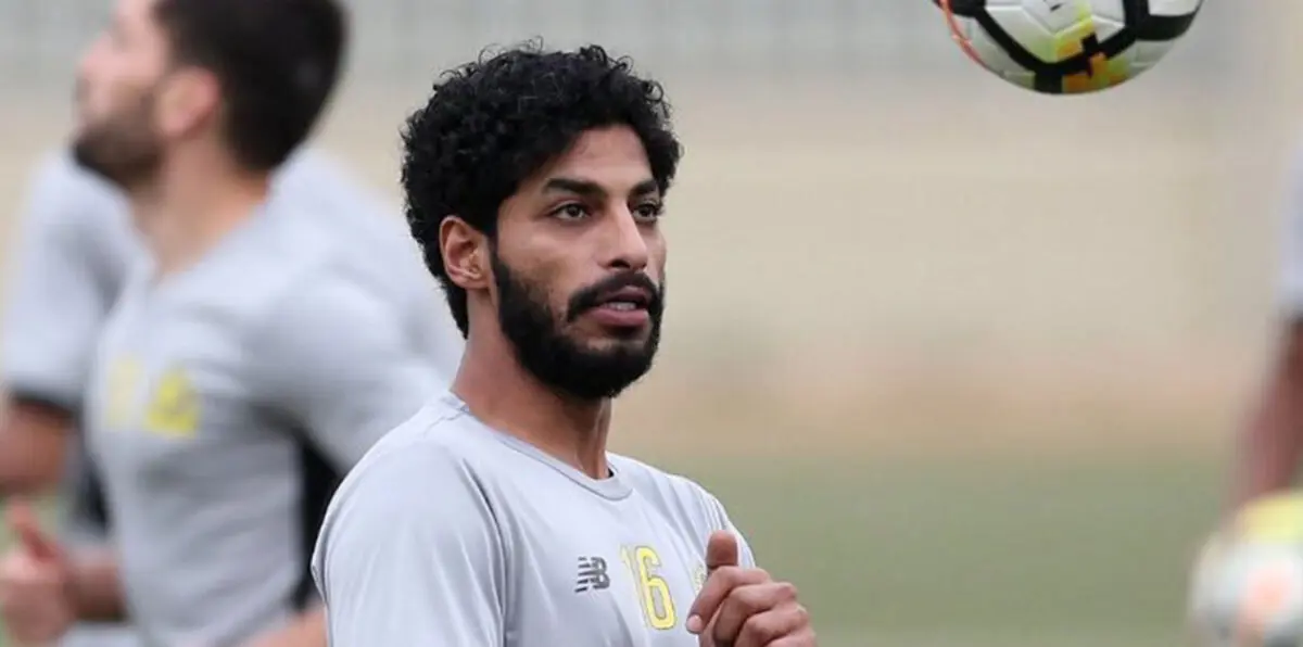 ماذا قال ثلاثي نادي النصر يحيى الشهري ومحمد السهلاوي وعبدالعزيز الجبرين عن تجديد عقودهم مع الفريق؟ (فيديو)