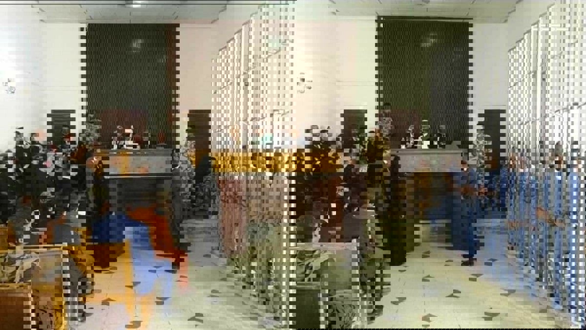 بأطول جلسة في تاريخ اليمن.. البدء بمحاكمة قتلة "الأغبري" (صور)