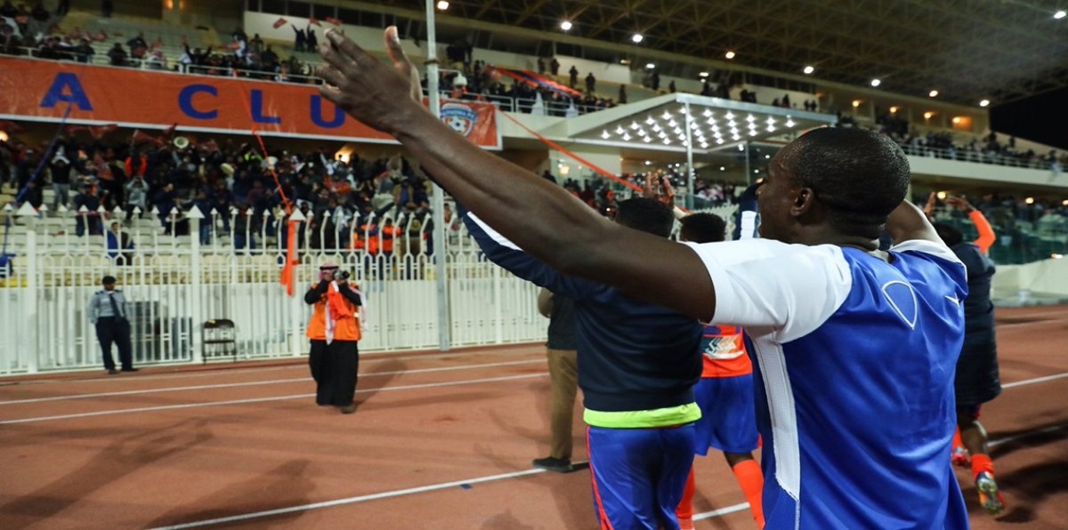 السعودية.. احتفالية مثيرة من لاعب الفيحاء بعد هدفه في مرمى نادي الهلال (شاهد)‎