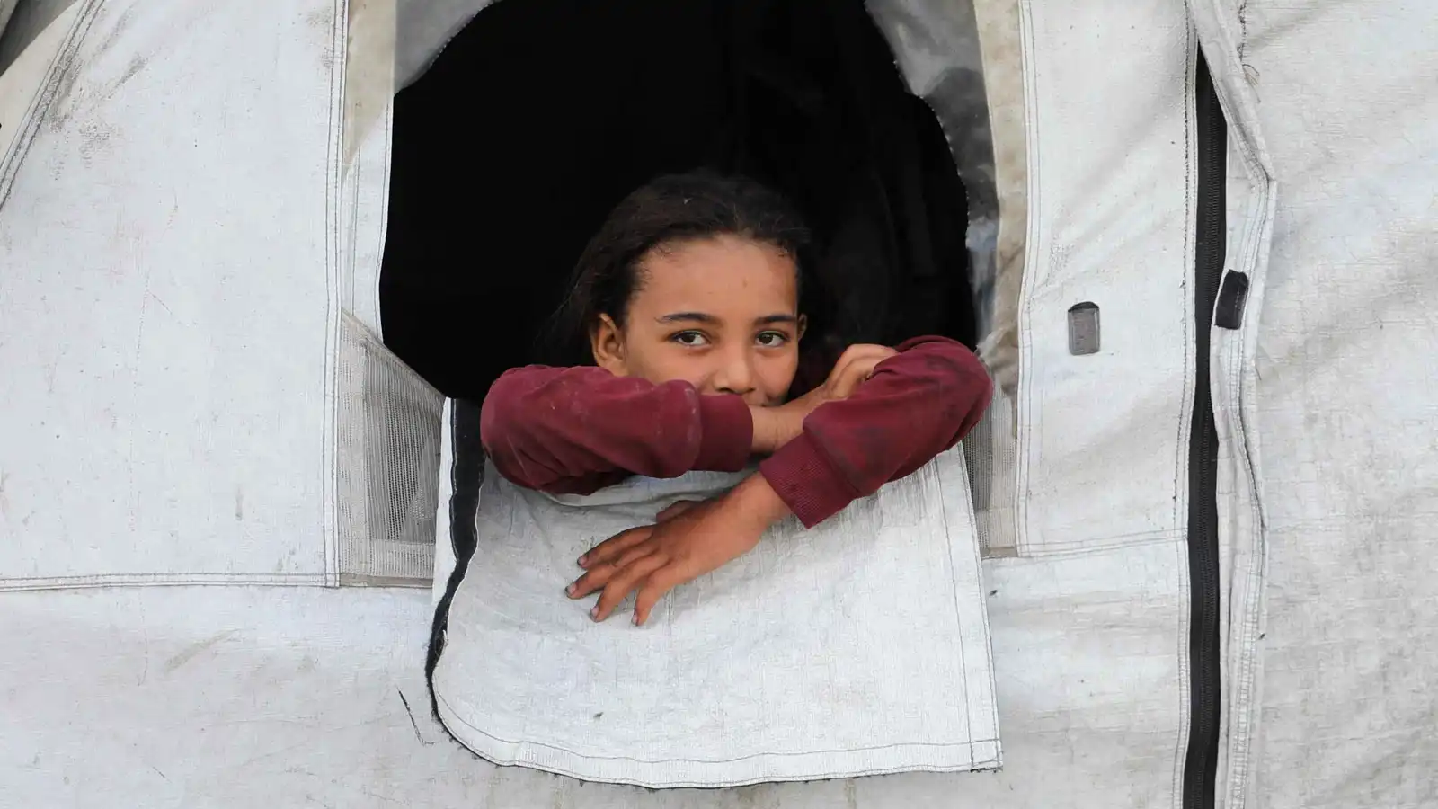 مسؤول فلسطيني يعلن تسلّم حماس مقترحا جديدا في القاهرة