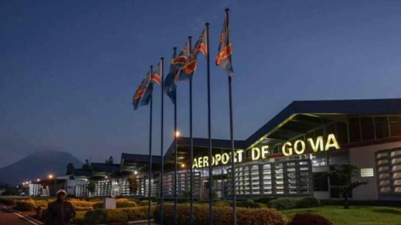 أزمة غوما تشتعل من جديد.. "أم 23" تتحدّى ماكرون وتغلق "بوابة الحياة"