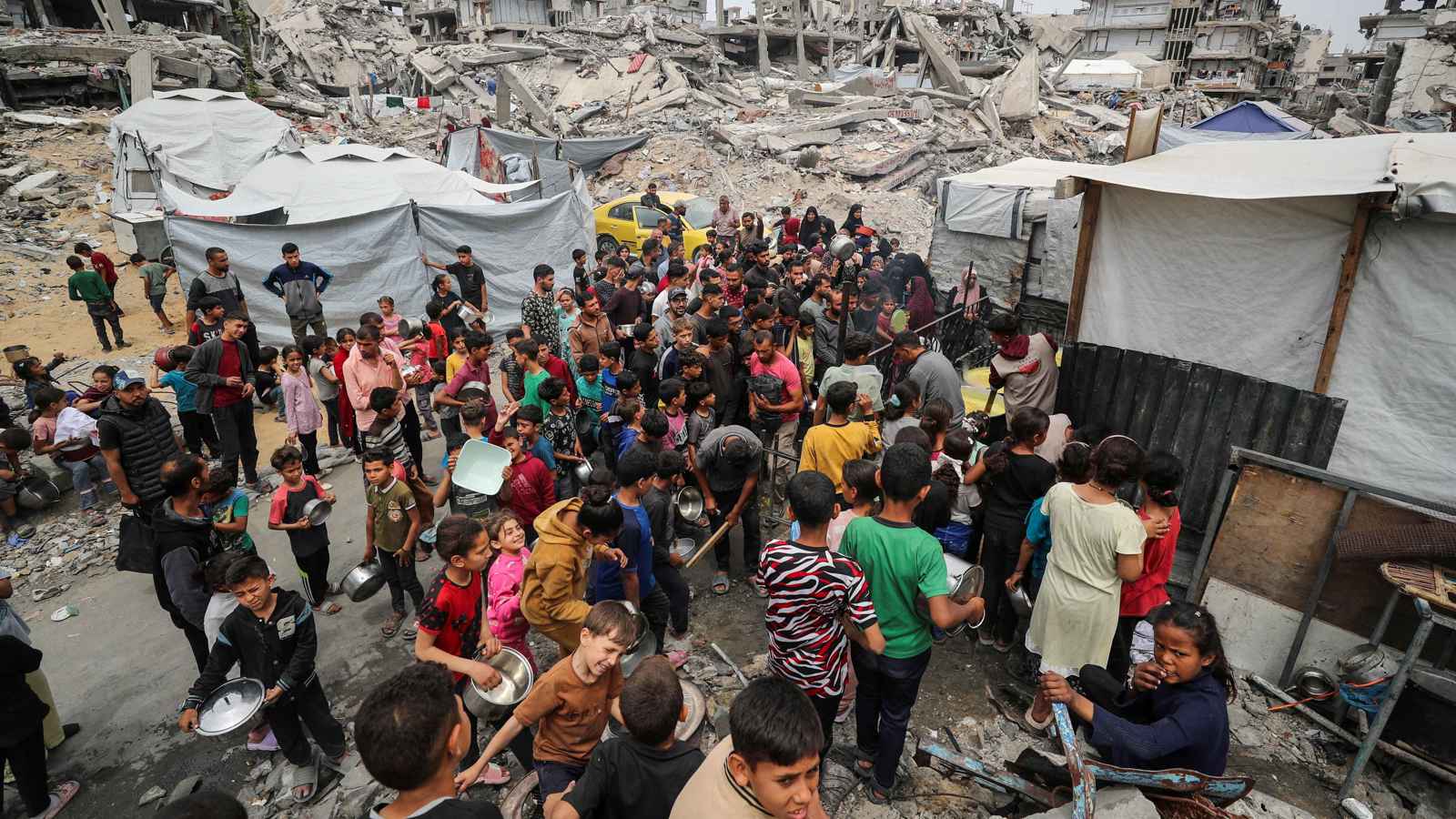 اتفاق أمريكي إسرائيلي "وشيك" على إدخال مساعدات "مُقننة" إلى غزة