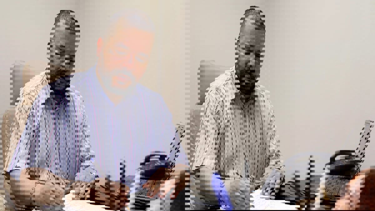 بتهمة ازدراء النبي محمد.. حكم بسجن رئيس جمعية تونسية للمثليين