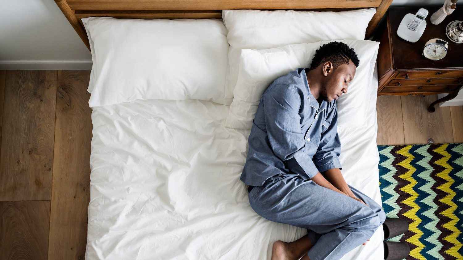 حيل بسيطة لتحسين دورة النوم الشاملة وتعزيز الصحة