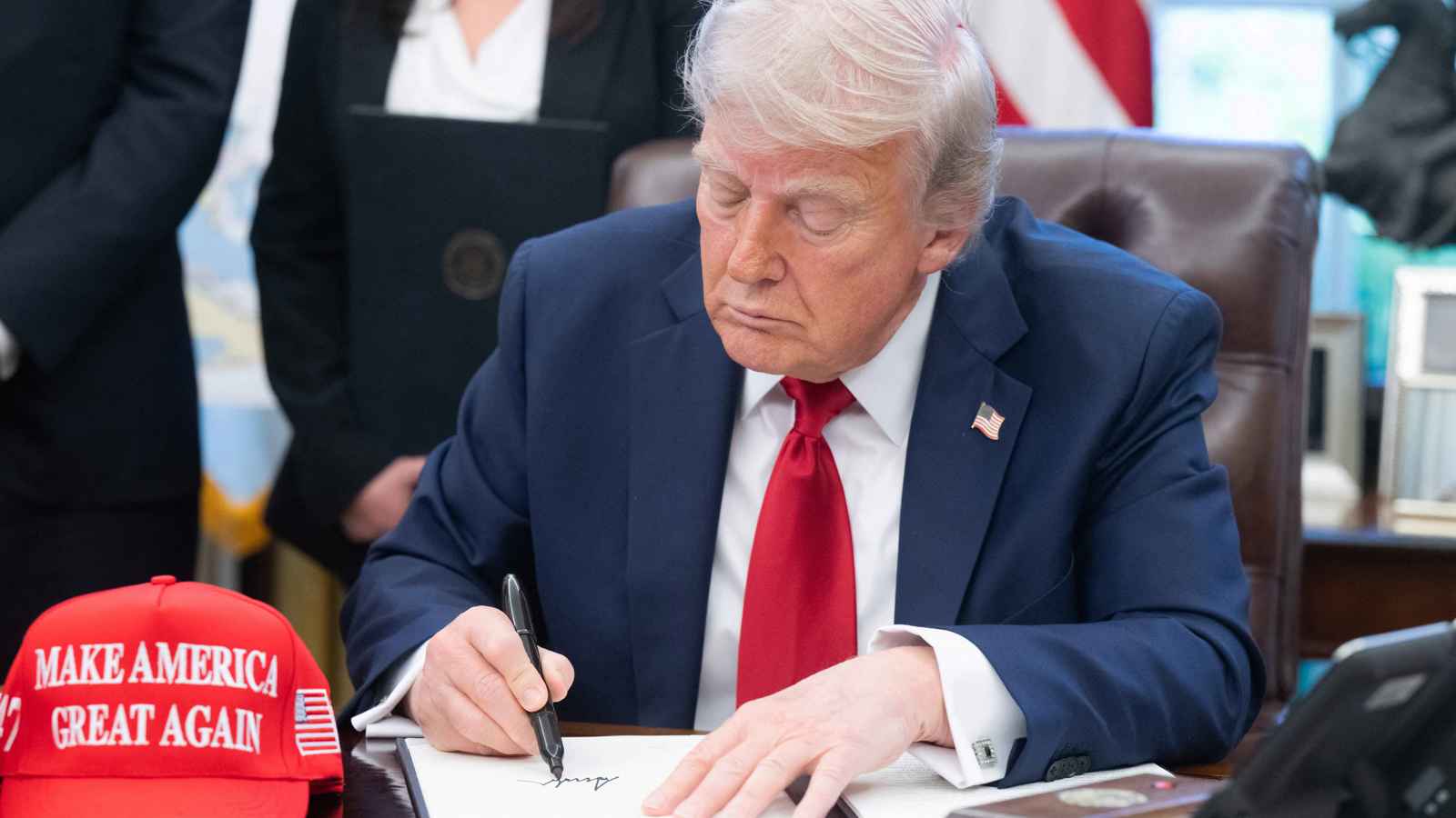 27 مليار دولار يرصدها ترامب للقبة الذهبية