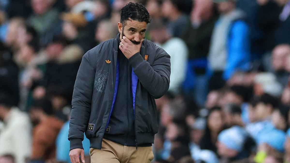 نجوم مانشستر يونايتد ينقلبون على أموريم