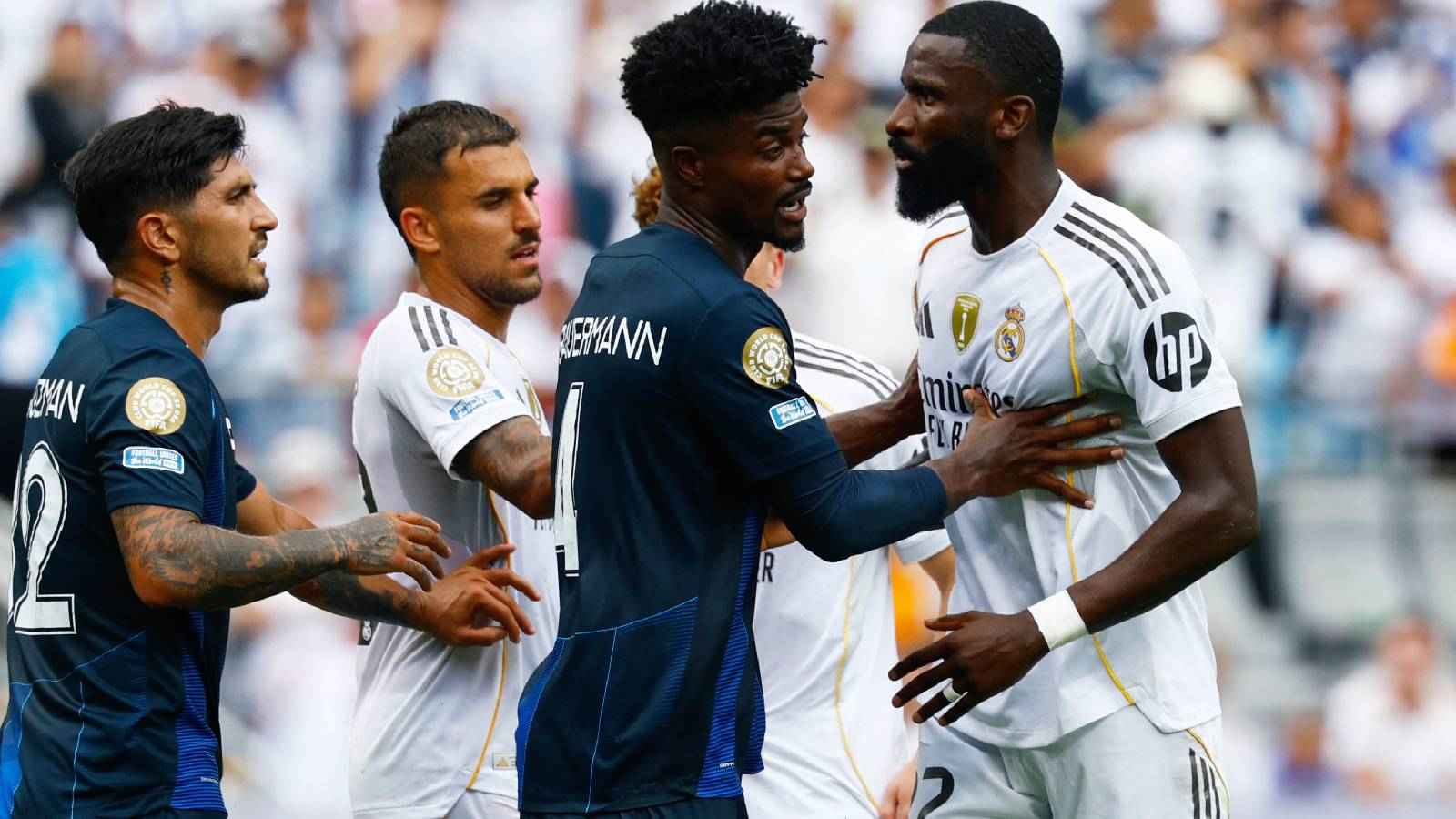 "إن الله مع الصابرين".. رد فعل لافت من نجم ريال مدريد بعد صدمة الإصابة (صورة)