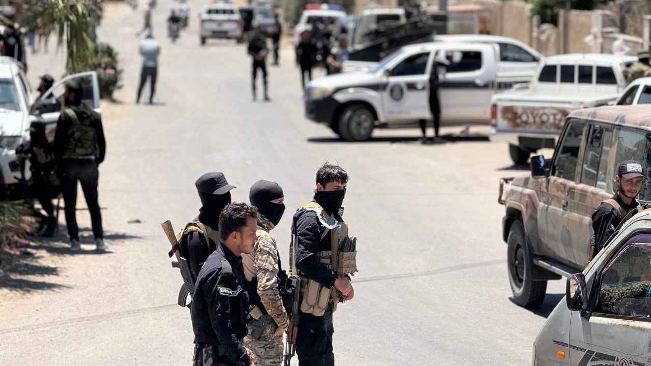 الداخلية السورية تنشر اعترافات منفذ هجمات بالبراميل المتفجرة (فيديو)