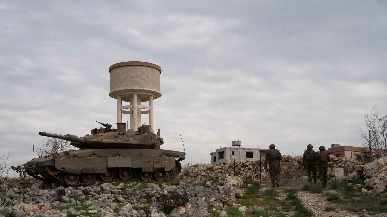 إسرائيل تكشف عن مقتل قائد ميداني في "حزب الله" بانفجار (صورة)