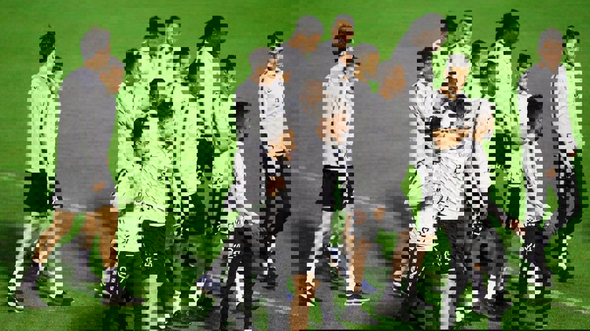 زوران ماميتش يكشف موقف كارلوس إدواردو من مباراة الهلال والنصر