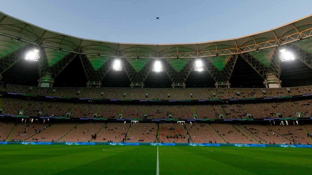 تغطية مباشرة لمباراة السعودية ومصر 