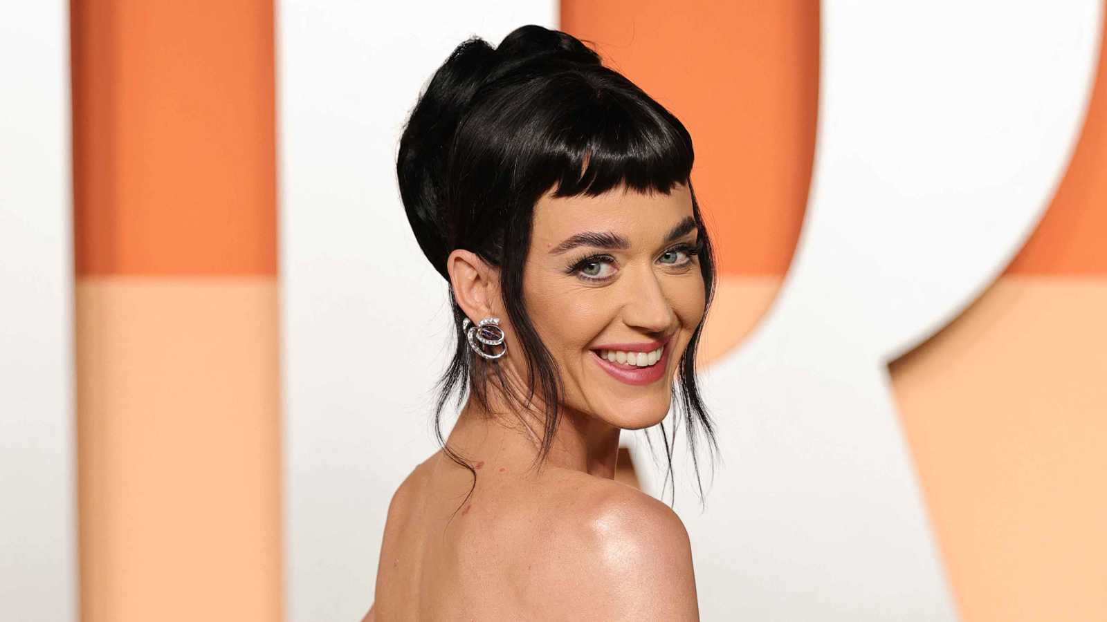 كاتي بيري وجساتن ترودو "انسجَما" منذ لقائهما الأول (فيديو)