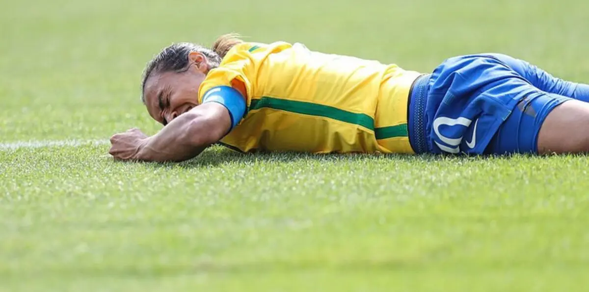 الملكة مارتا تنهار بعد ضياع حلم الذهب (صور)