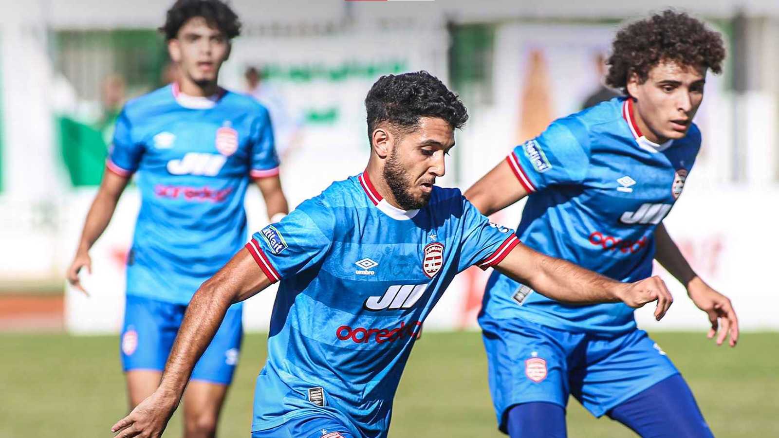 الإفريقي يهزم شبيبة القيروان ويتصدر ترتيب الدوري التونسي