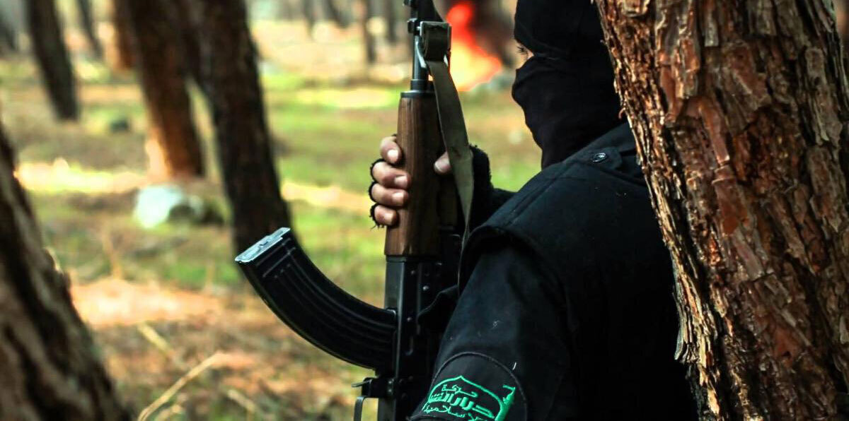 هيئة تحرير الشام تسيطر بشكل كامل على مدينة إدلب السورية‎