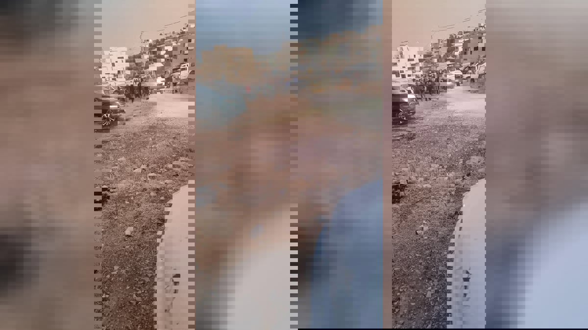 صورة عدي حسان.. ما سر زجاجة الماء التي أثارت تساؤل الأردنيين؟