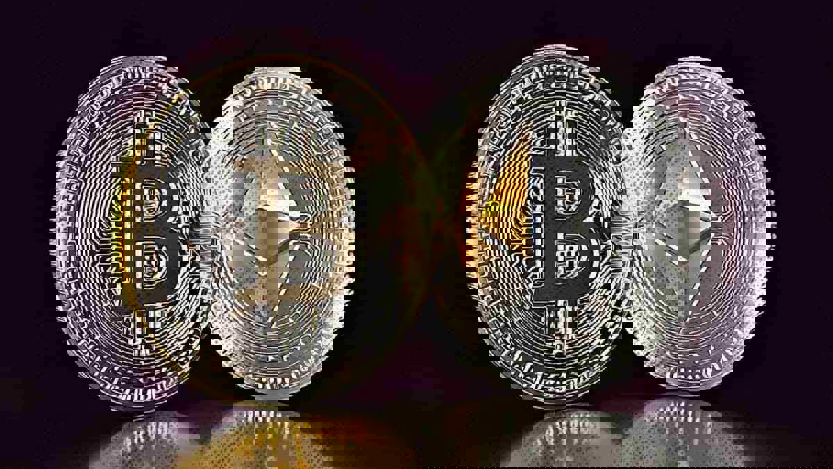تقرير: معركة هيمنة بين "بتكوين" و"إيثريوم"