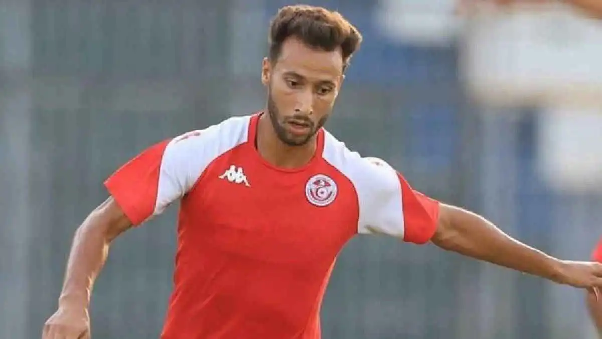 رفض عرض الترجي.. أيمن الحرزي يتمسك بالرحيل للإفريقي التونسي