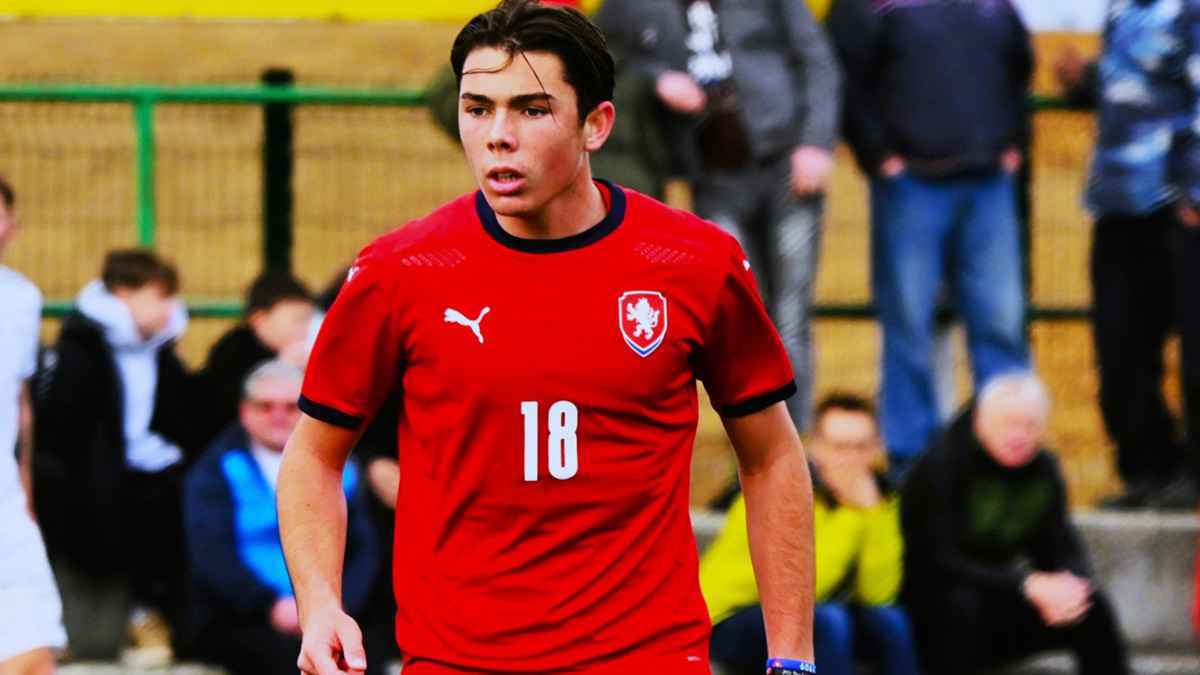 صدمة.. نجل بوفون يرفض تمثيل منتخب إيطاليا