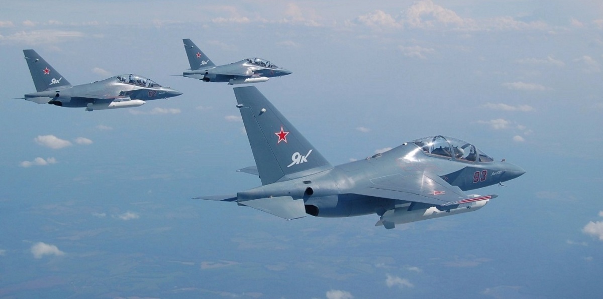 غارات روسية وسورية مكثفة على إدلب ردًا على هجمات للمعارضة