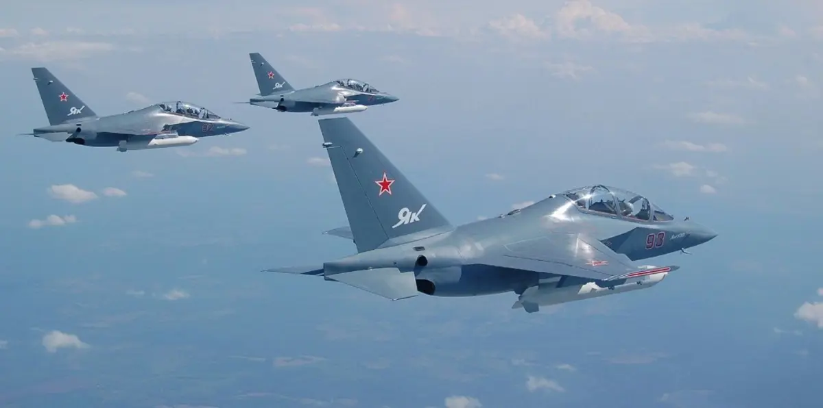 غارات روسية وسورية مكثفة على إدلب ردًا على هجمات للمعارضة