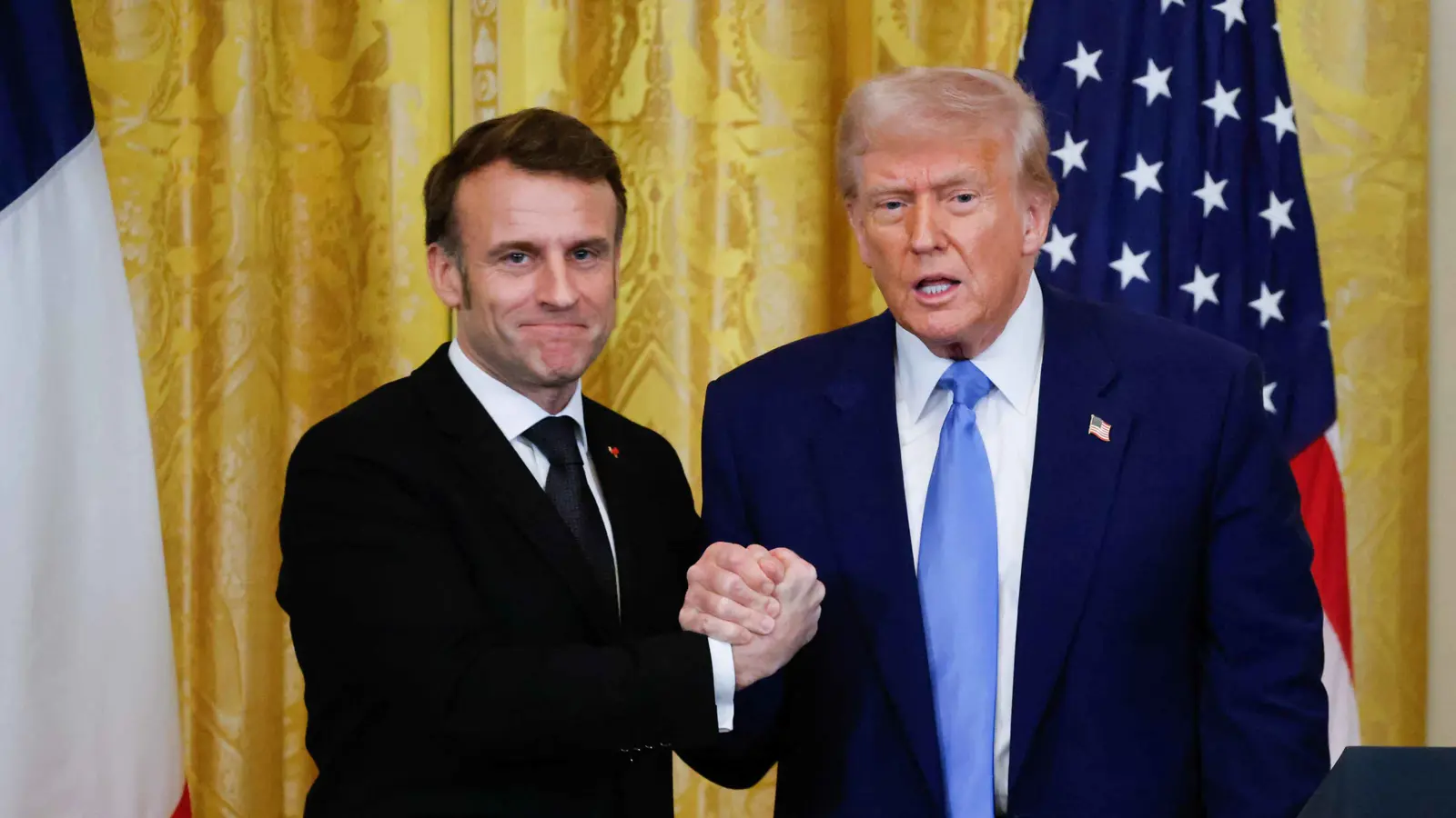 بعد توتر العلاقات.. ترامب يبحث مع ماكرون قضايا الشرق الأوسط وأوكرانيا