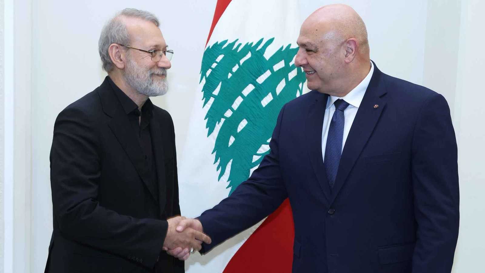 زيارتان بلا مكاسب.. جولة لاريجاني تكشف تراجع الدور الإيراني في "عواصم النفوذ"