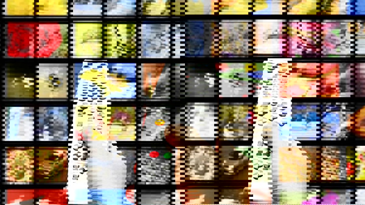 الإعلام العربي الرسمي.. ضياع في "القرية الصغيرة"