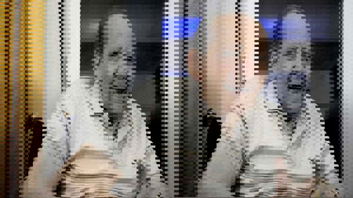 حضور باهت في جنازة الفنان جورج سيدهم (صور)