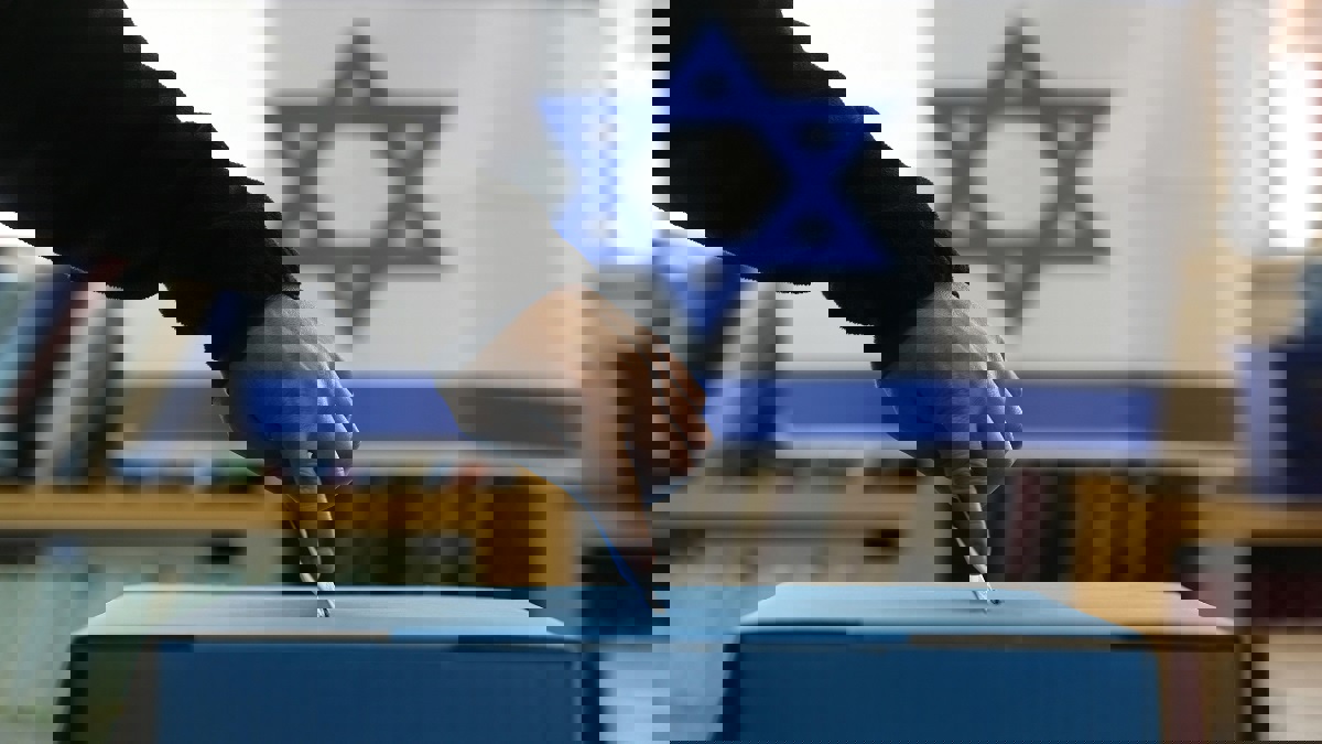 موقع إسرائيلي: إشارة رئيس "الشاباك" لتدخل "دولة أجنبية" في انتخابات الكنيست موجهة لإيران