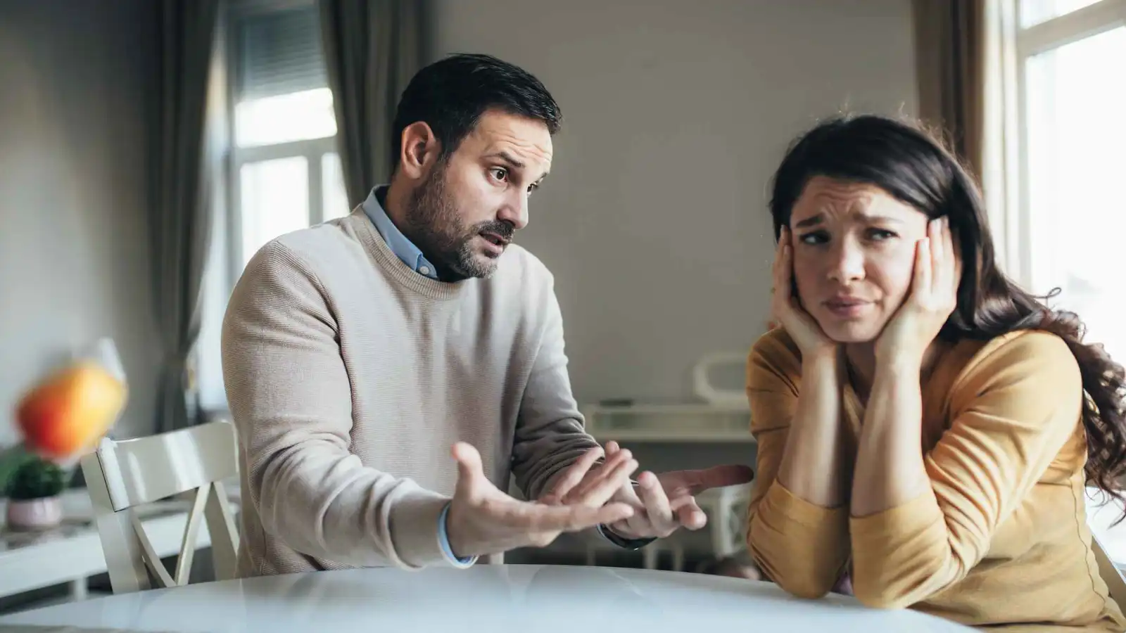 "المشكلات الدائمة".. سر الخلافات التي لا تنتهي بين الأزواج