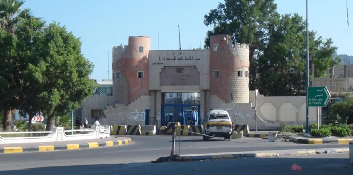 ضبط شحنة صواريخ كانت بطريقها من تعز إلى عدن